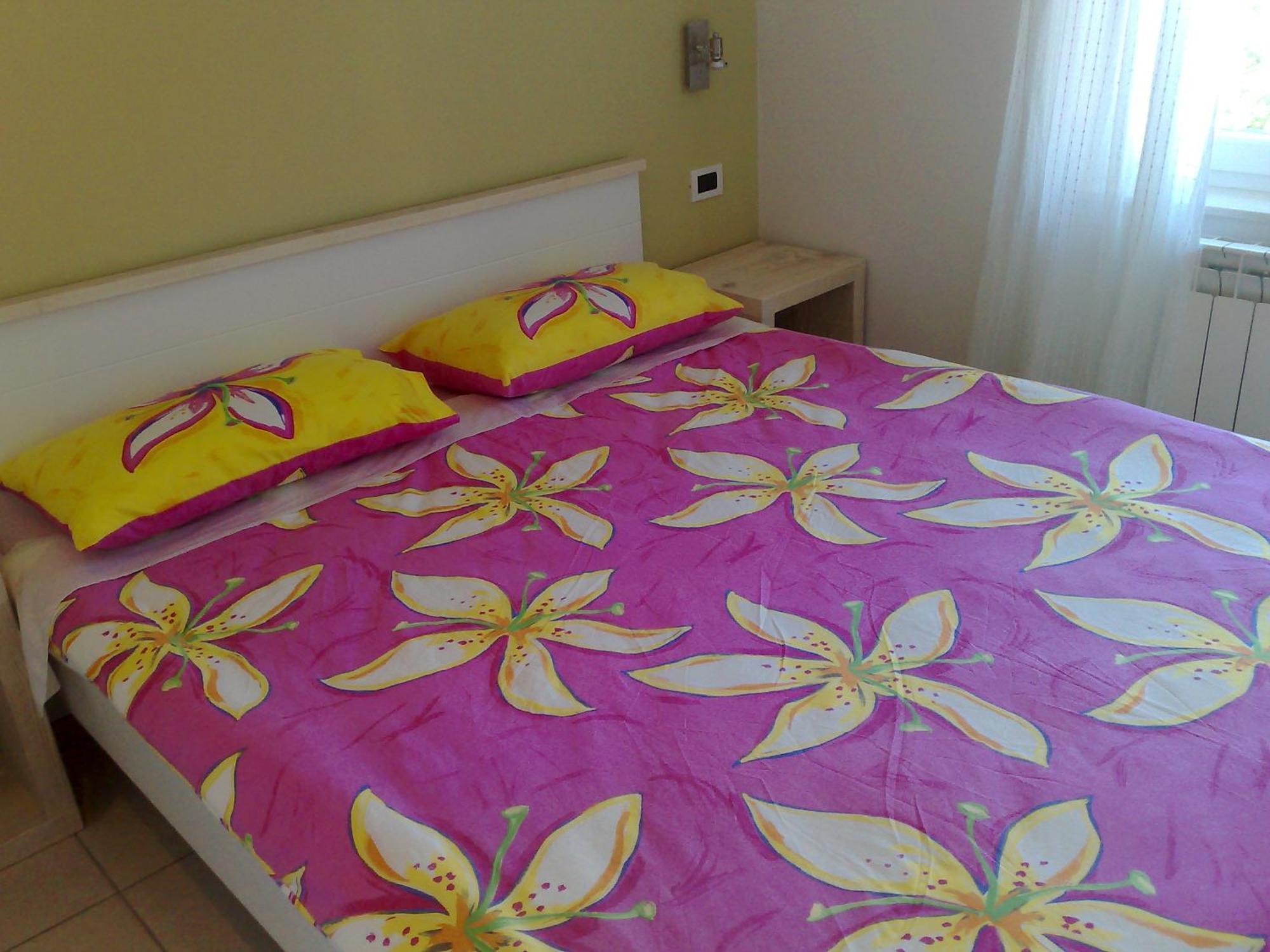 Apartments Villa Ina Brsec Bagian luar foto